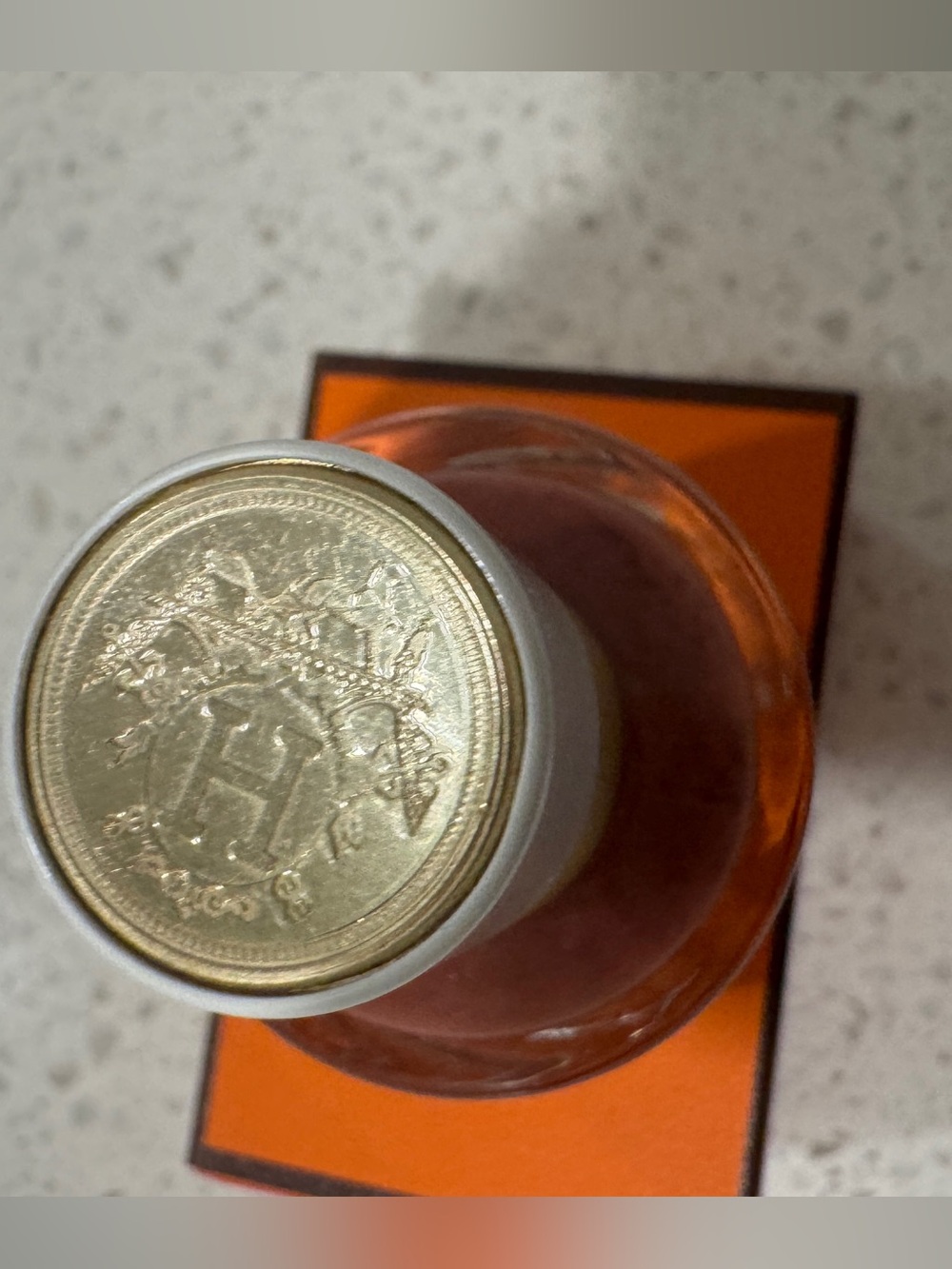 NEW! Hermès Les Mains Rose #49 Nail Polish — Rose Tamise - Picture 9 of 12